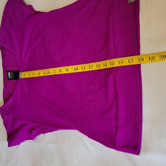 The North Face fuschia scoop neck Short sleeved tee womens small - Picture 6 of 9